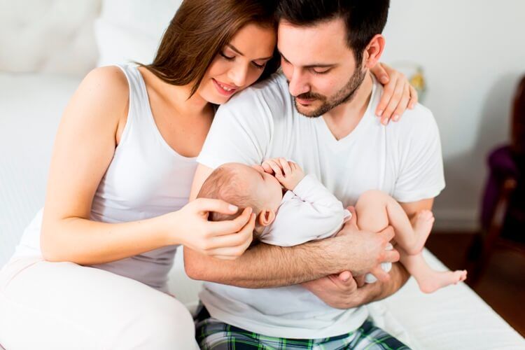 Что нужно знать о новорожденном родителям