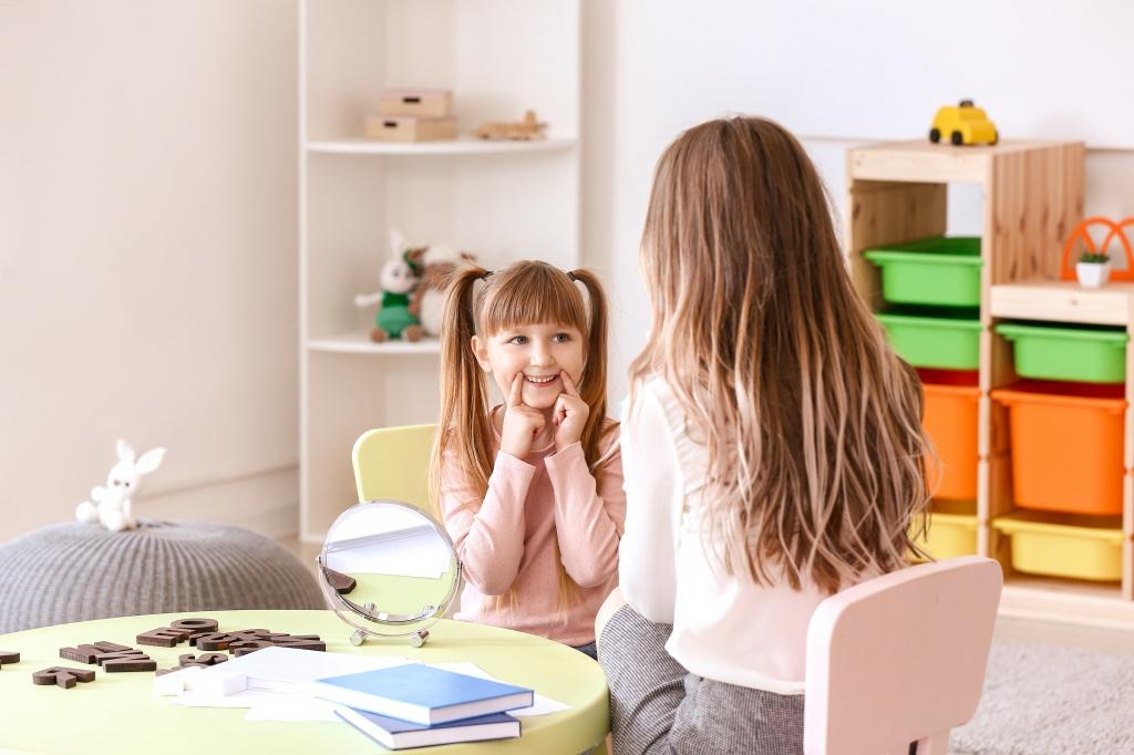 работа в дефектологии