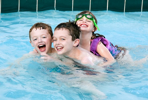 Плавание для дошкольников: как и когда учить?